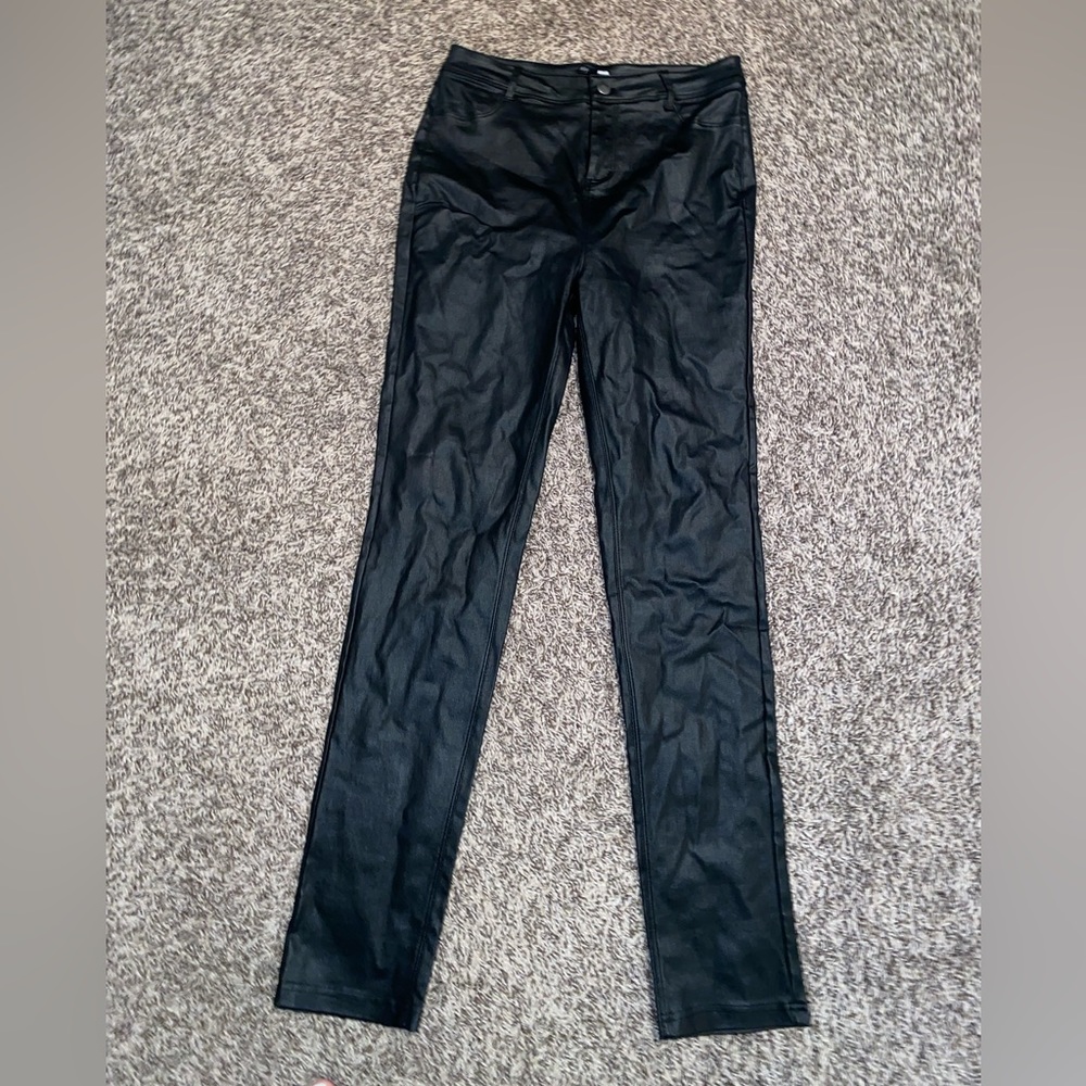 Fashionnova faux leather skinny pant